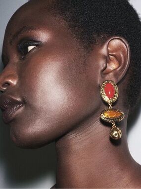 NWT. Zara Golden Triple Metal Earrings with Stones.